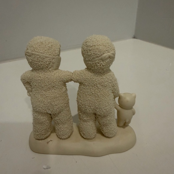 Department 56 Snowbabies “Kindness Looks Good On You” Figurine w/ Box - Picture 2 of 7